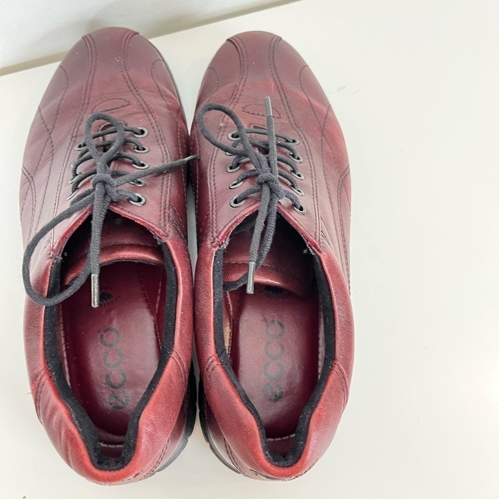 ECCO Womens size 6-6.5 Eur 37 Red leather lace up shoes - Picture 6 of 9